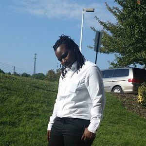 Meet your Posher, Ebony